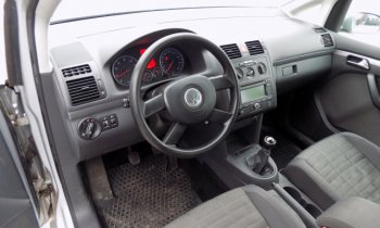 Volkswagen Touran 2.0 i